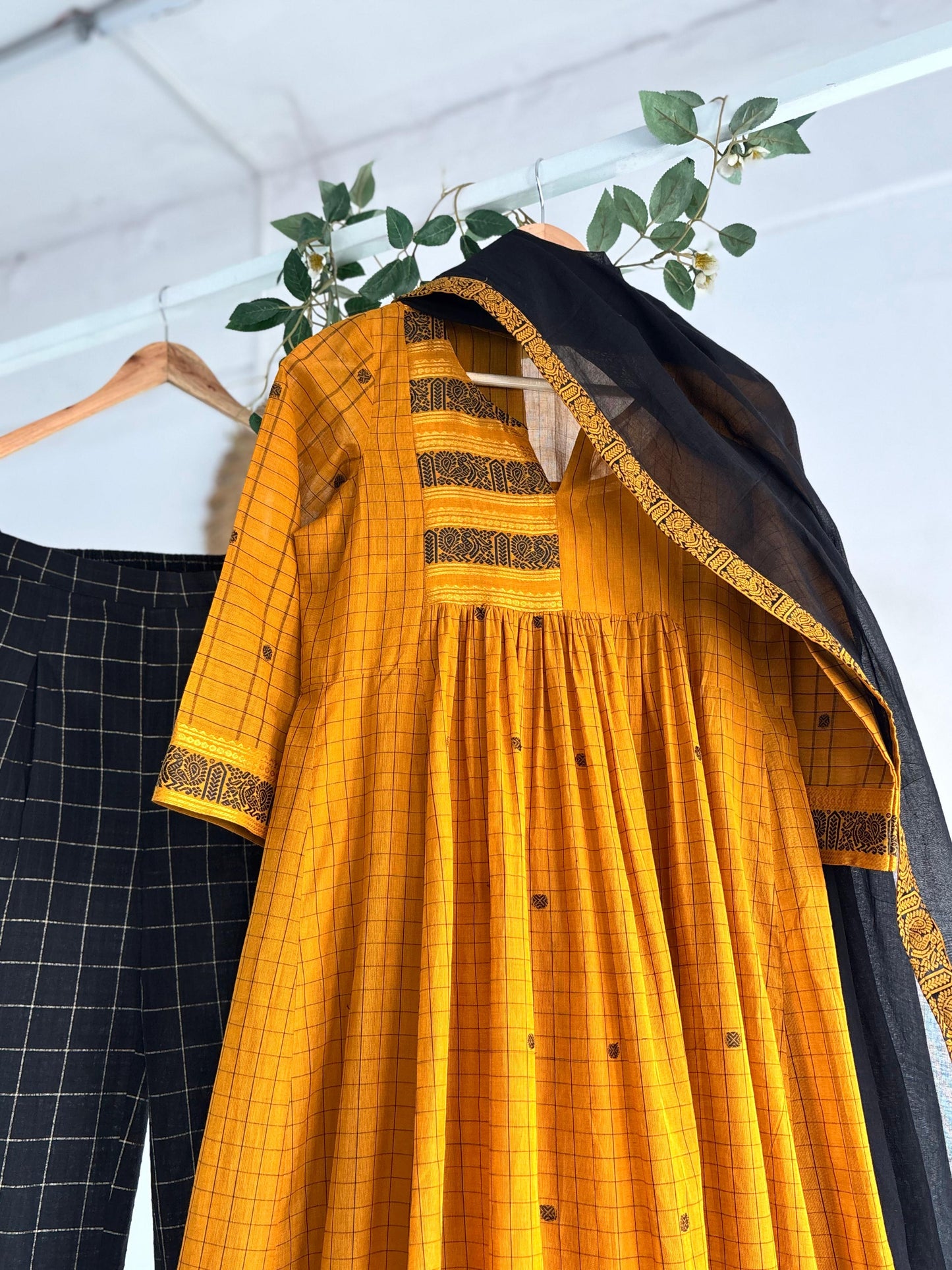 Sundari Chettinad Handloom Set with Dupatta