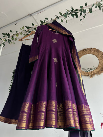 Violet Varnam — Handwoven Kurta Set