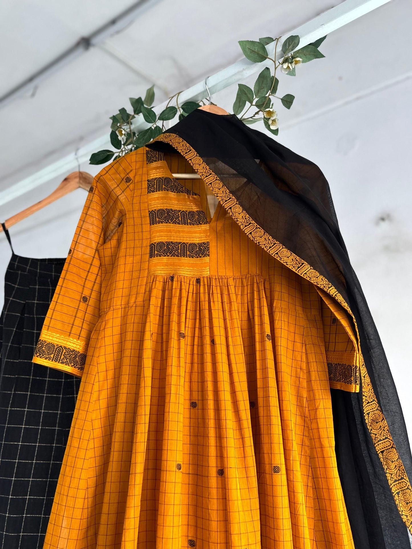 Sundari Chettinad Handloom Set with Dupatta