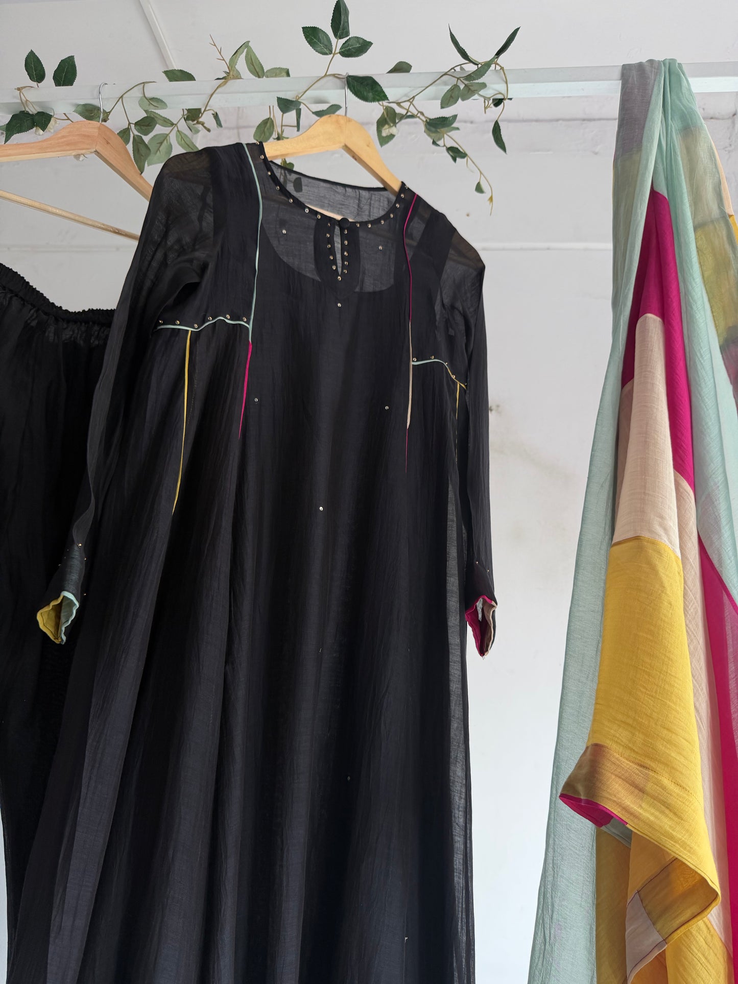 Noor-E-Black Chanderi Set