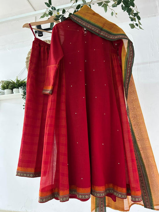 Crimson Loom – Handloom Kurta Set