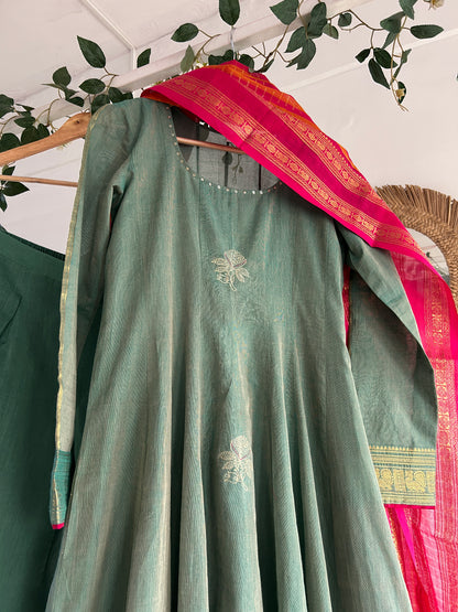 Harini Varnam — Handwoven Kurta Set