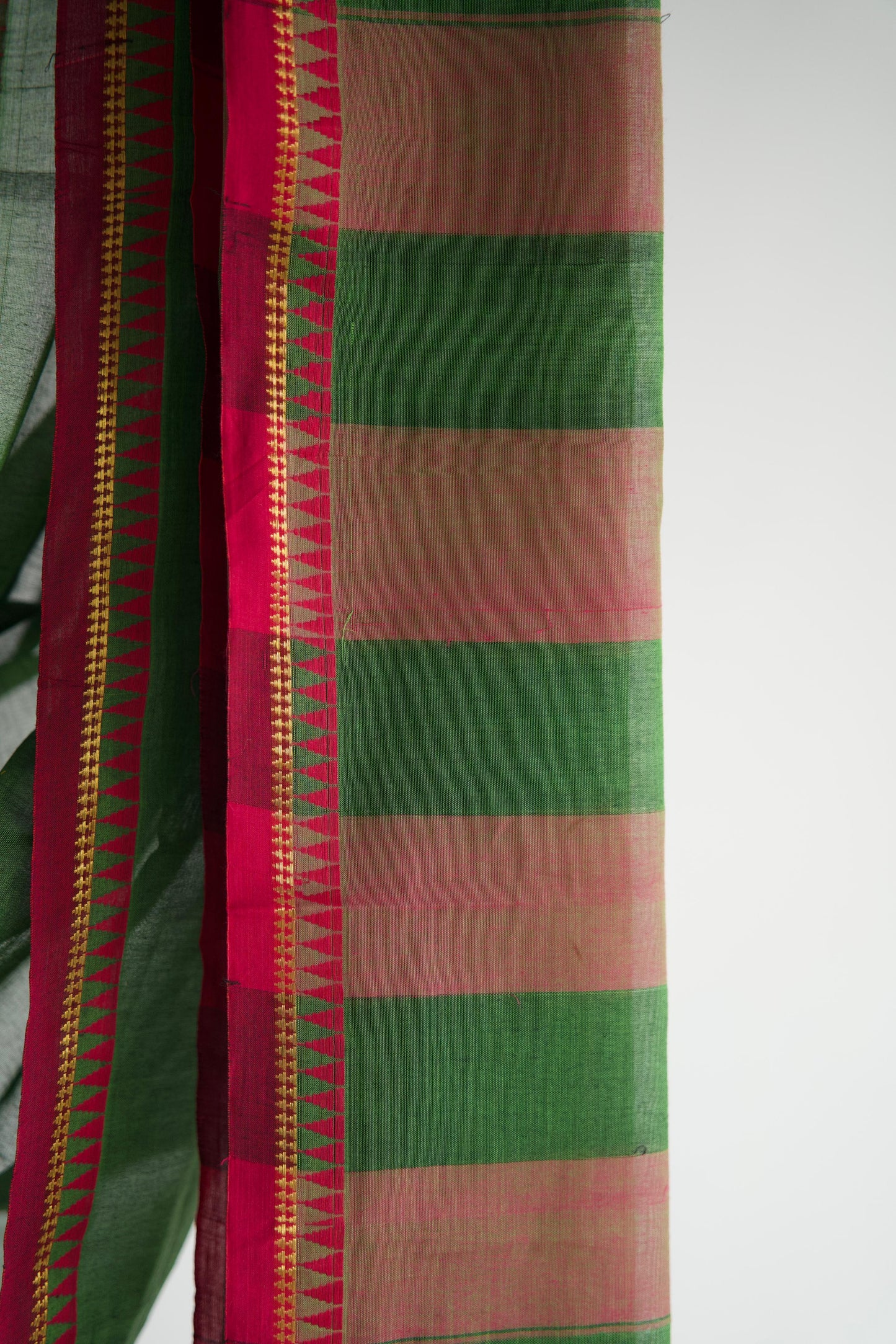 Parrot Green Handloom Cotton Saree