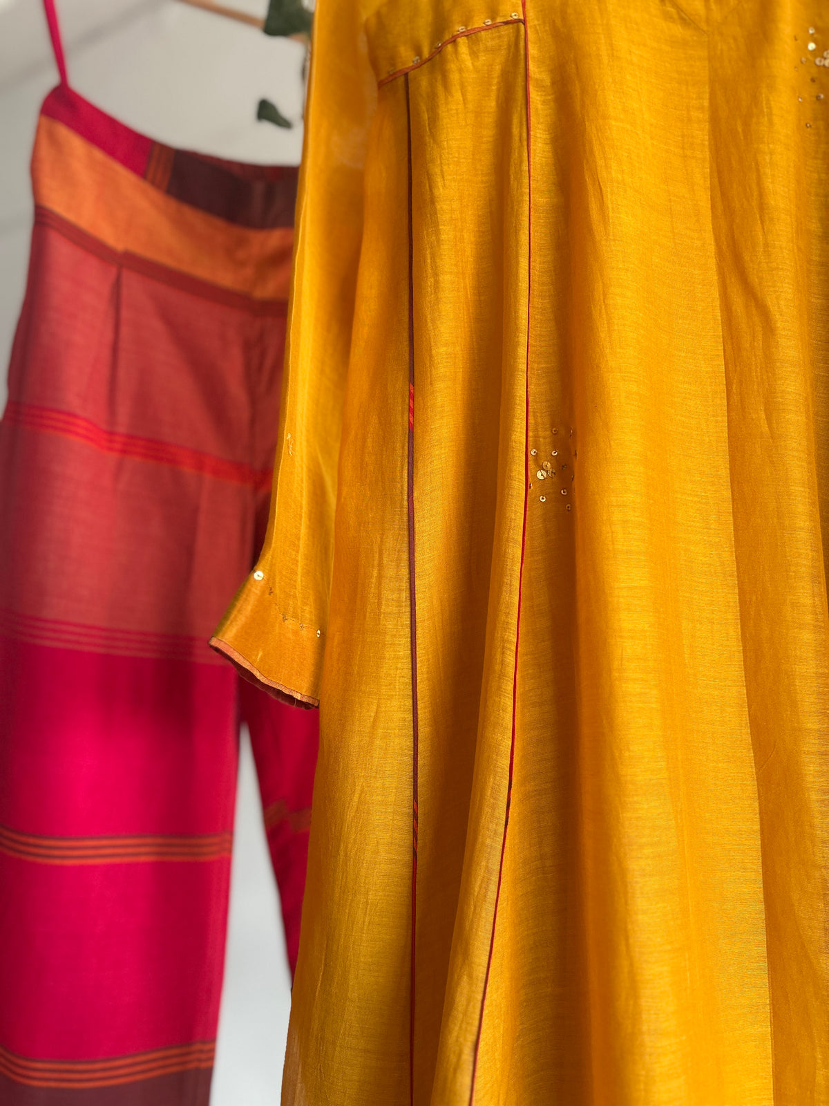 Suvarna Raaga — Chanderi Narayanpet Kurta Set