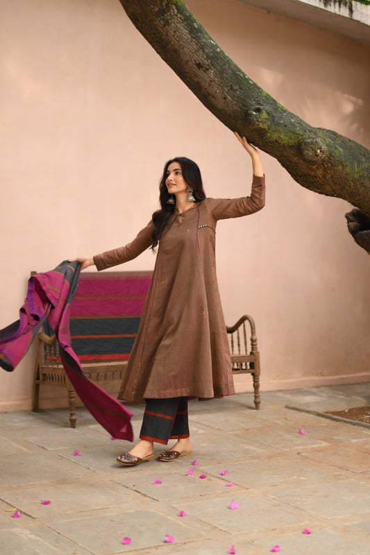 The Bhoomi Sutra — Handwoven Kurta Set