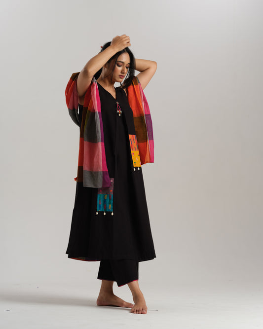 Charcoal Charm – Ikat Kurta Set with Stole