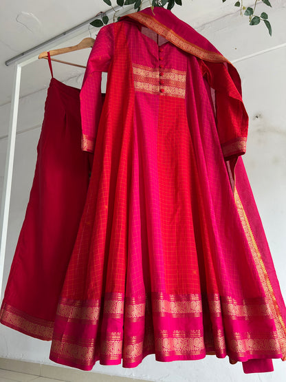 The Chettinad Celebration – Handwoven Kurta Set