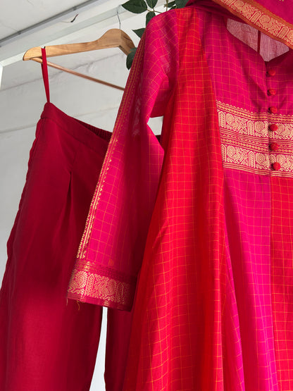 The Chettinad Celebration – Handwoven Kurta Set