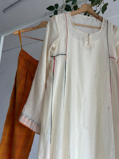 The Winter Garden – Handwoven Kurta Set