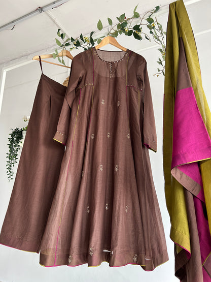The Quiet Luxe — Mul Chanderi Kurta Set