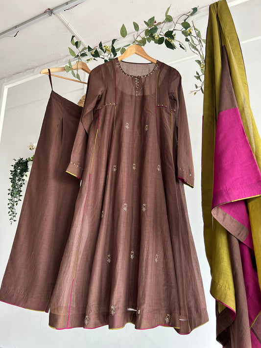 The Quiet Luxe — Mul Chanderi Kurta Set