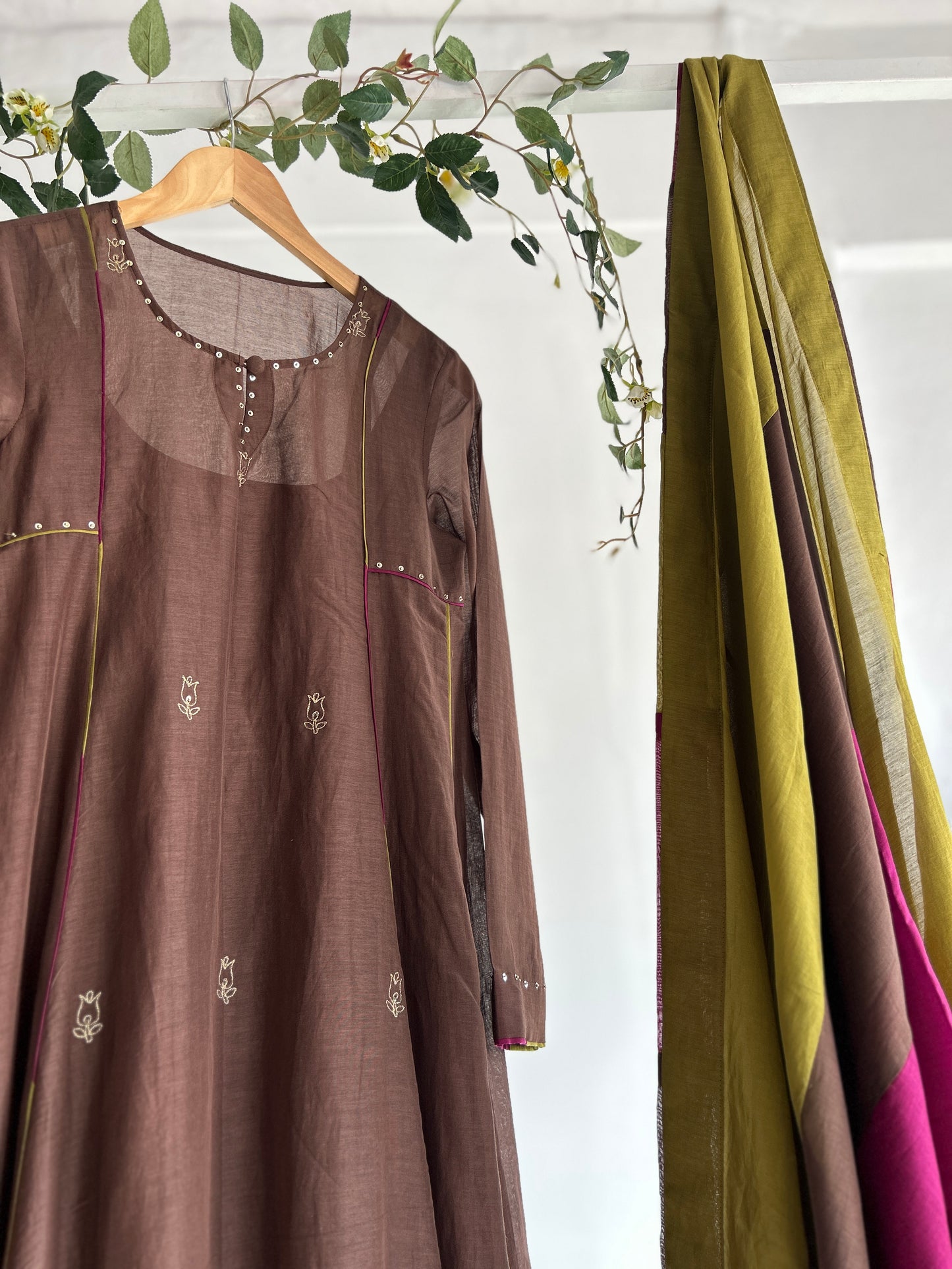 The Quiet Luxe — Mul Chanderi Kurta Set