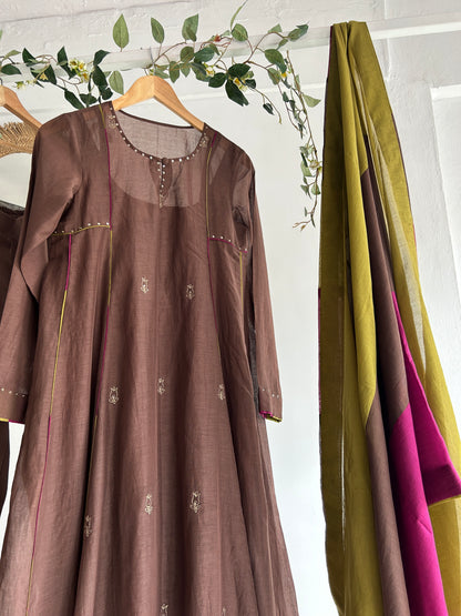 The Quiet Luxe — Mul Chanderi Kurta Set
