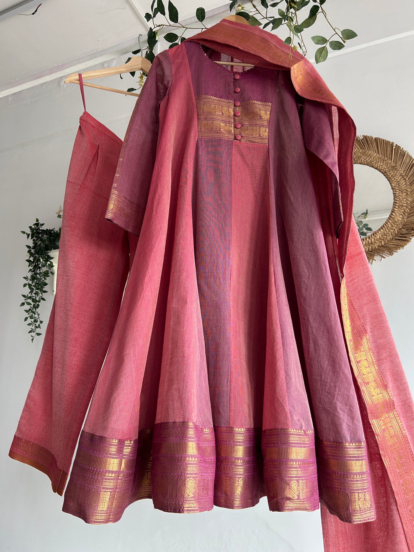 The Vintage Rose — Handwoven Kurta Set