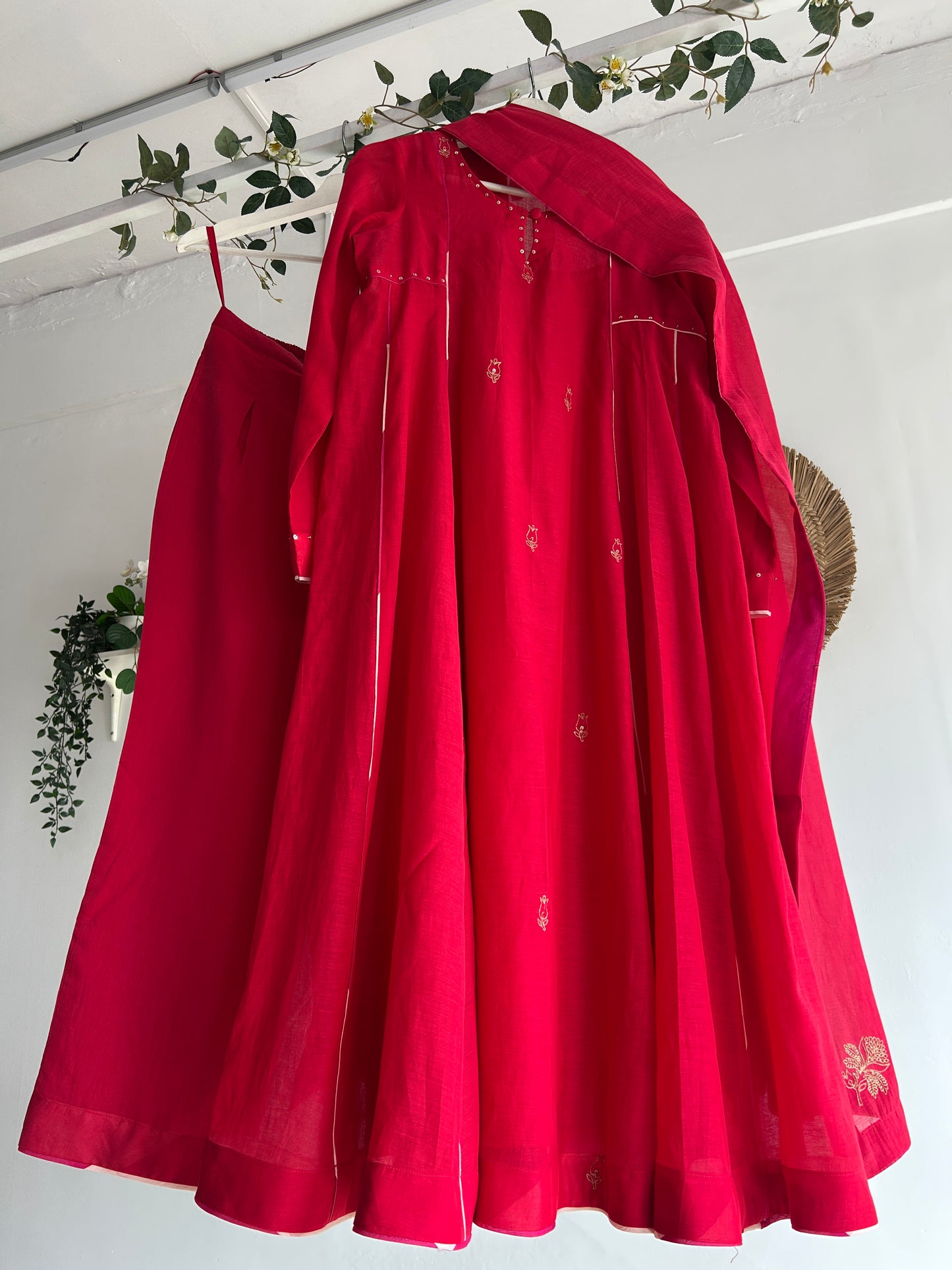 The Crimson Affair — Mul Chanderi Kurta Set