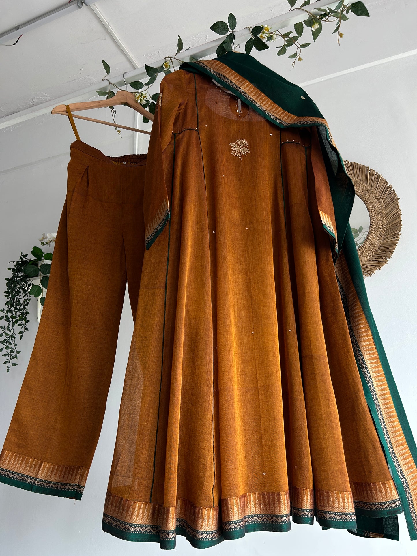 The Golden Veranda — Handwoven Narayanpet Kurta Set