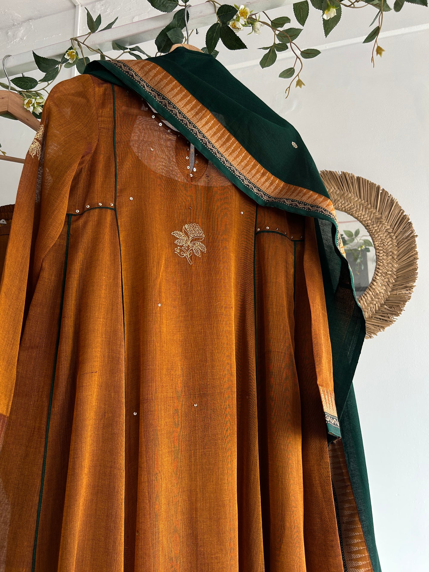 The Golden Veranda — Handwoven Narayanpet Kurta Set