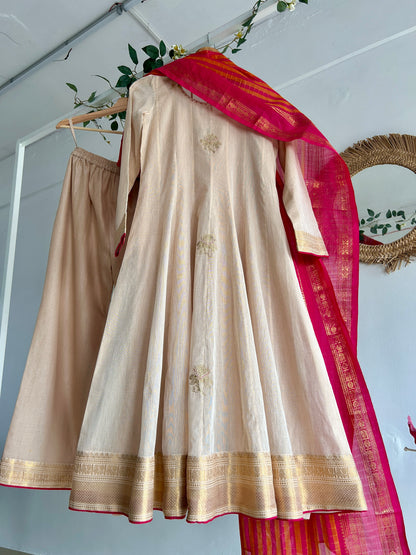 The Golden Chapter — Handwoven Kurta Set