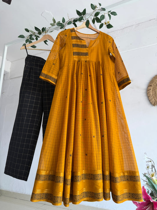 Sundari Chettinad Handloom Set