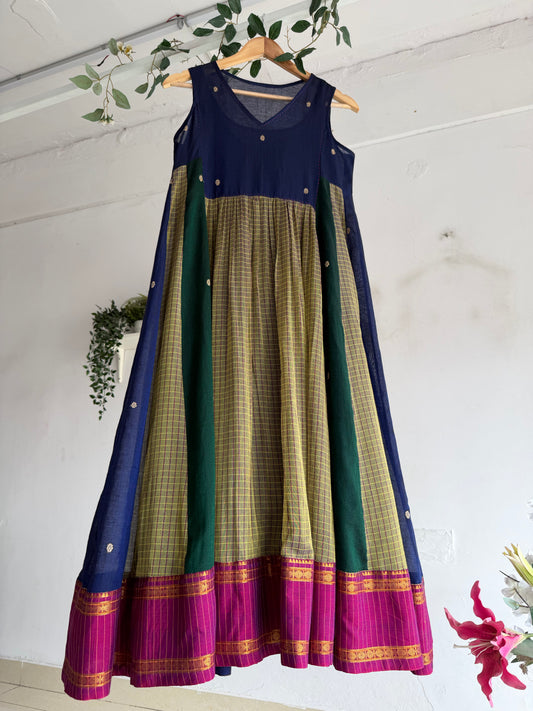 Royal Garden – Handwoven Narayanpet Dress