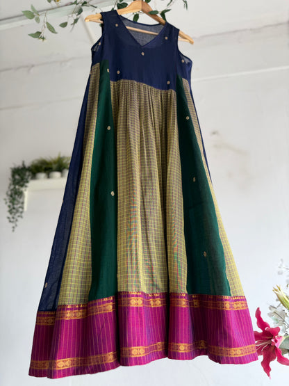 Royal Garden – Handwoven Narayanpet Dress