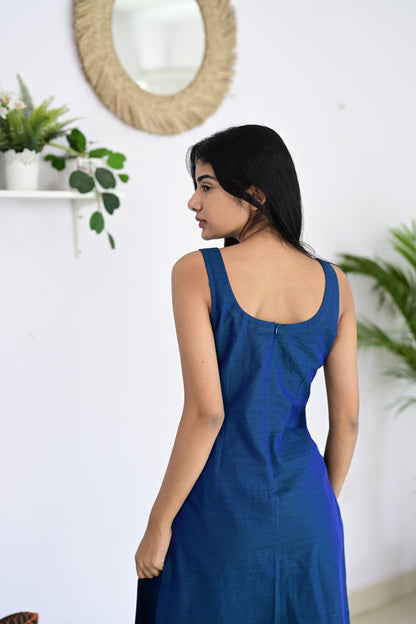 Sky Blue  Kurta Set Featuring Zari Flower Motifs