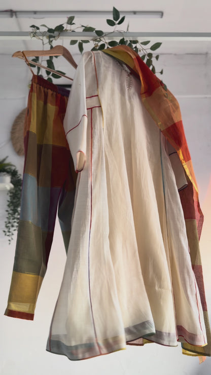 Cloud Light – Narayanpet Kurta Set